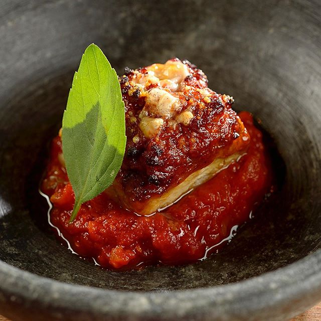 Berinjela à parmegiana do Menu Degustação da Casa do Porco - Imagem: Reprodução Instagram